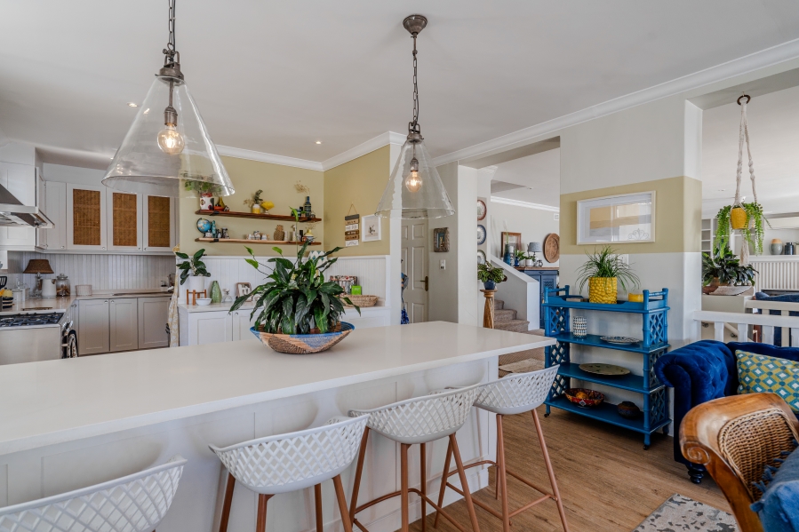 4 Bedroom Property for Sale in Simons Kloof Western Cape